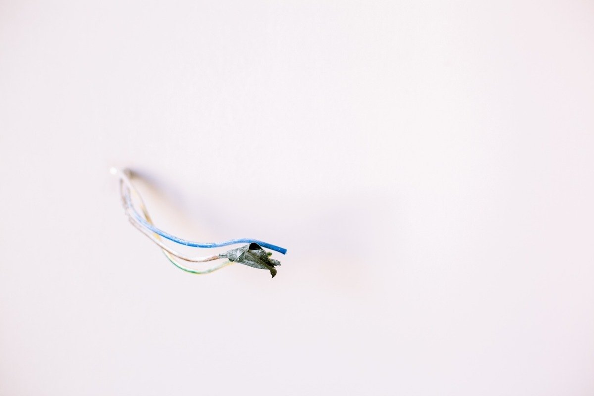 You are currently viewing Revolutionizing Automotive Wiring: Achieve 50% Faster Assembly with Our Cable Ties
